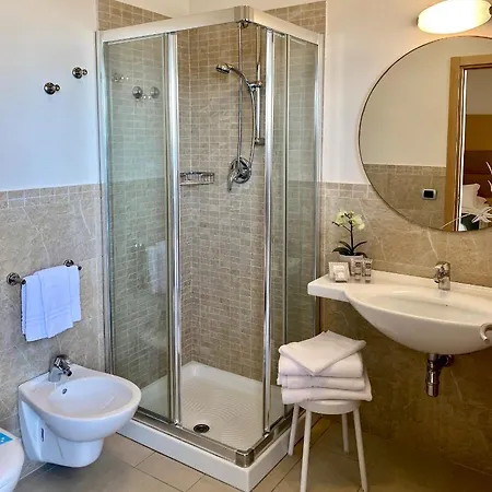Hotel Granada Milano Marittima Extérieur photo